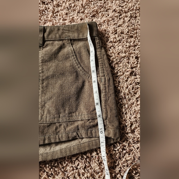 Birdwell Olive Green Women's Shorts - Picture 8 of 8